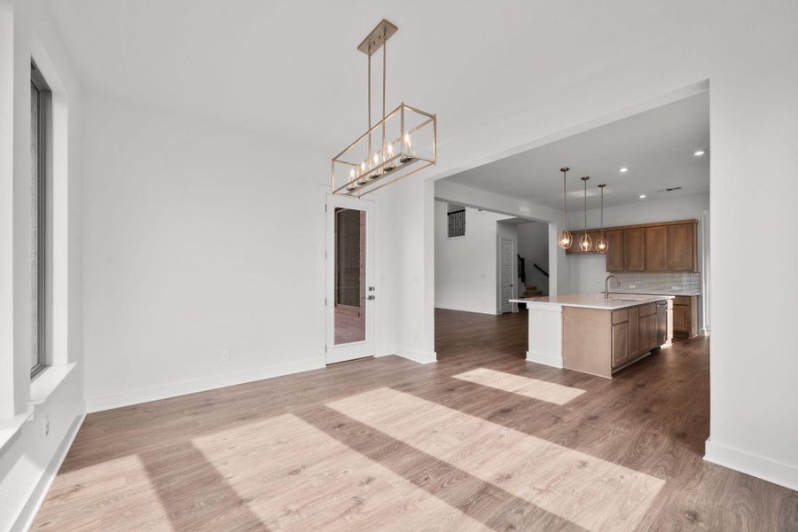 From Casual Dining to Kitchen