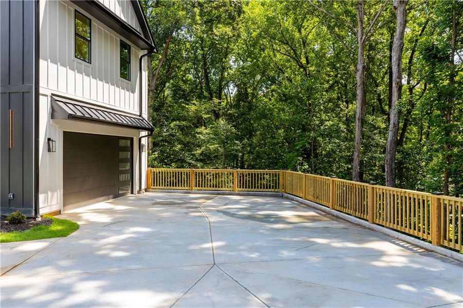 Exterior details and patio area of a home in , Peachtree Corners (Image 4).