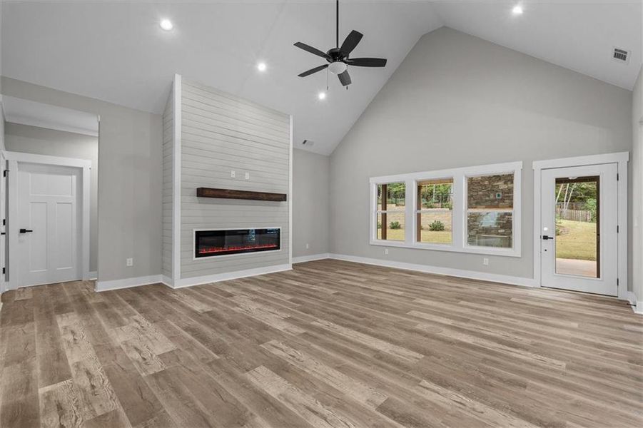 Spacious, unfurnished interior of a new home in , Villa Rica (Image 38).