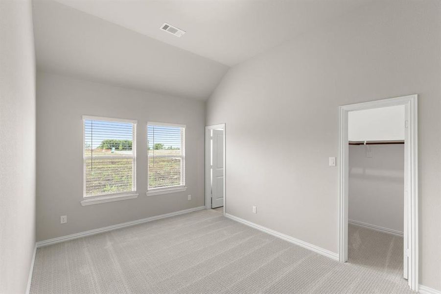 Spacious, unfurnished interior of a new home in Birdsong, Mansfield (Image 23).