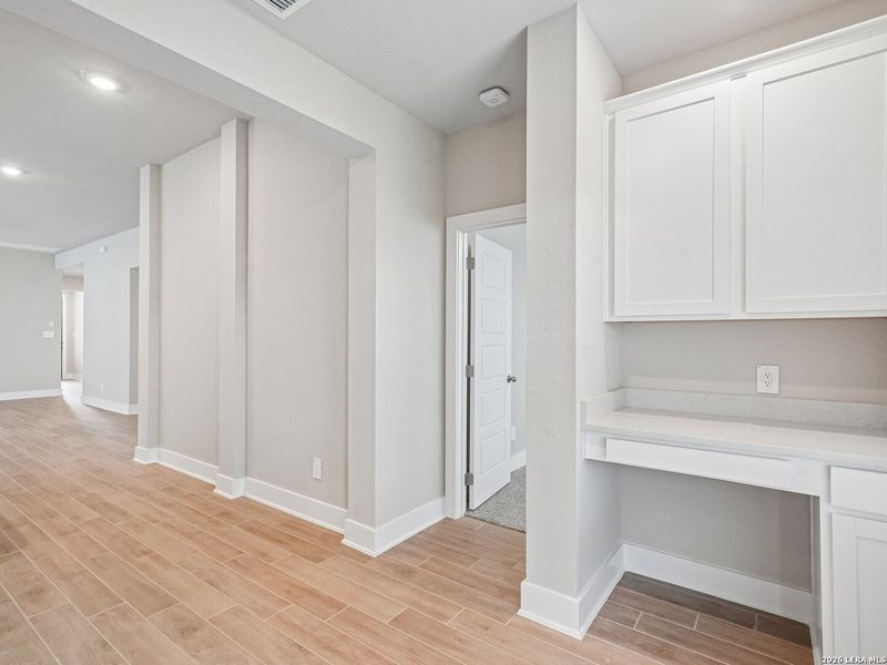 Spacious, unfurnished interior of a new home in Stetson Ridge, Marion (Image 11).