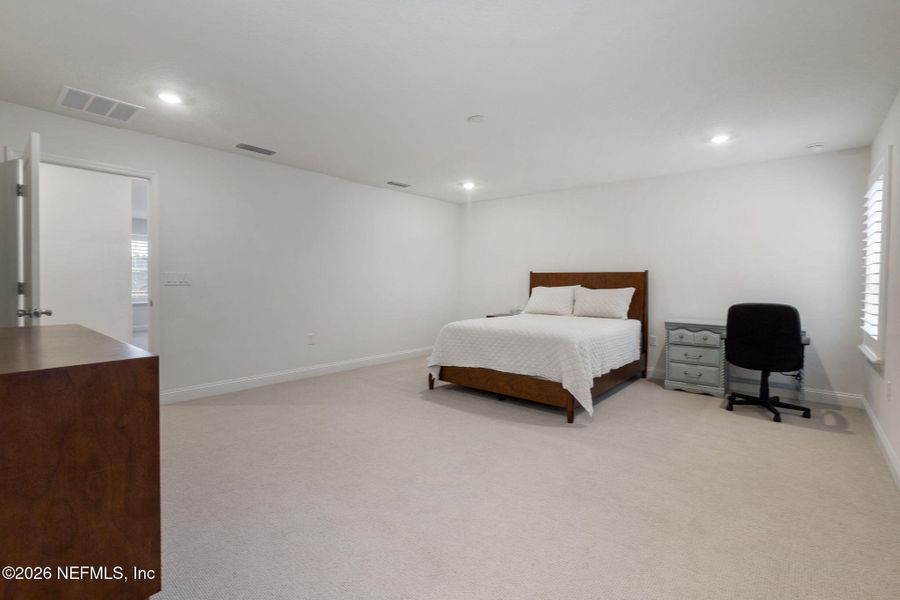 Furnished interior view inside a new home in , Green Cove Springs (Image 30). Furnished interior view inside a new home in , Green Cove Springs (Image 30).