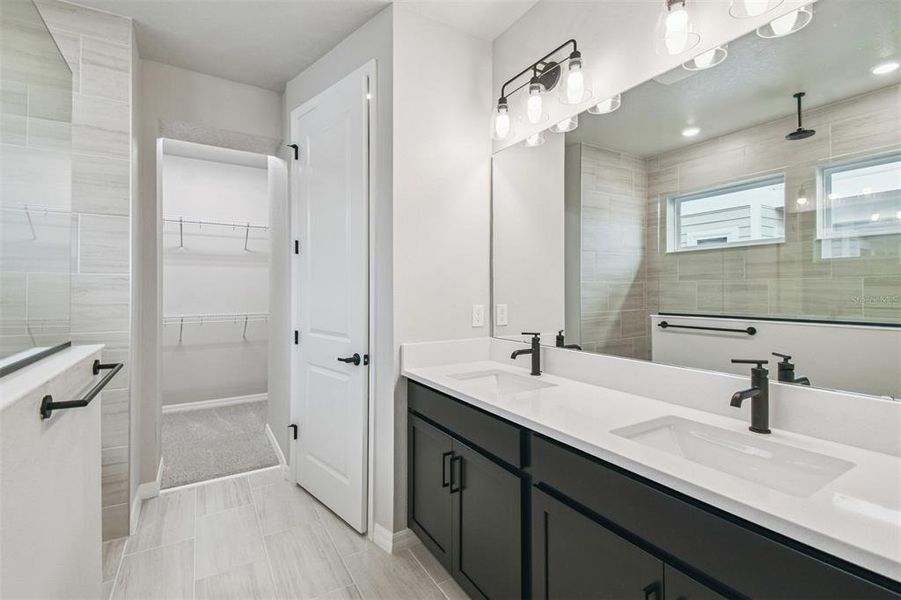 Furnished interior view inside a new home in Weslyn Park in Sunbridge 34', St. Cloud (Image 15).