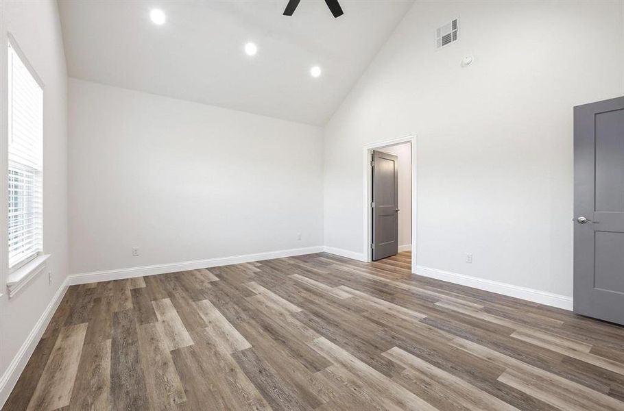 Spacious, unfurnished interior of a new home in , Ector (Image 25).