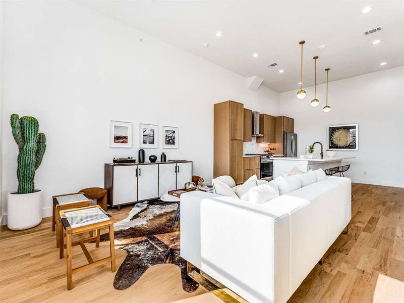 Furnished interior view inside a new home in , Dallas (Image 14).