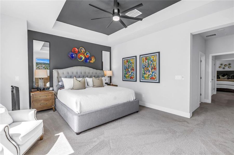 Furnished interior view inside a new home in , St. Petersburg (Image 37).