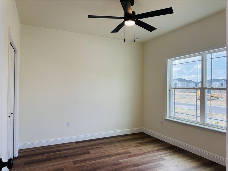 Spacious, unfurnished interior of a new home in Grand Oaks, Gainesville (Image 37).