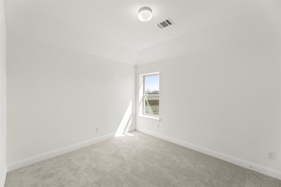 22_23. 512 Pinnacles - Bed 4