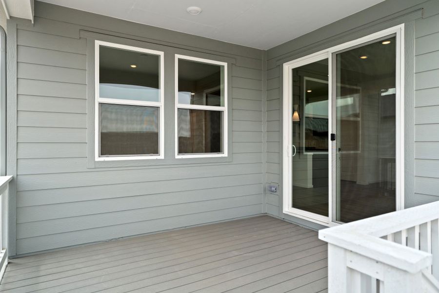 Exterior details and patio area of a home in Independence, Elizabeth (Image 18).