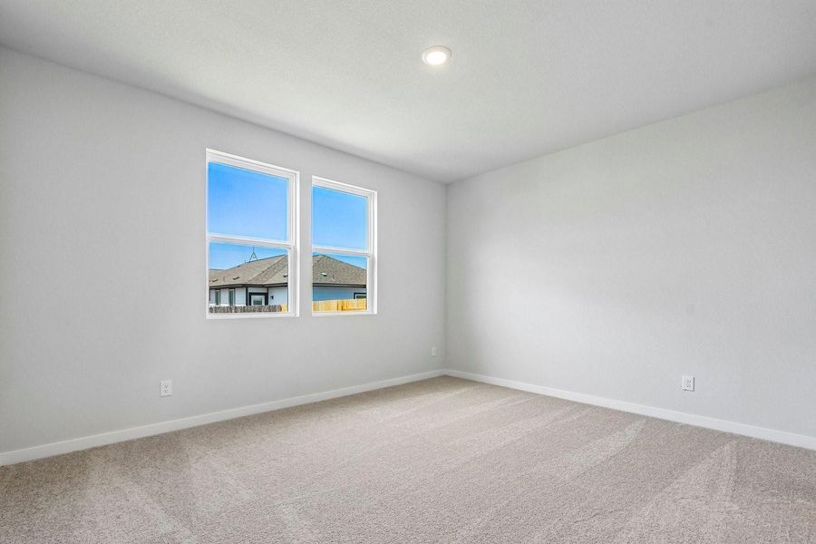 Spacious, unfurnished interior of a new home in Eastwood at Sonterra, Jarrell (Image 29).