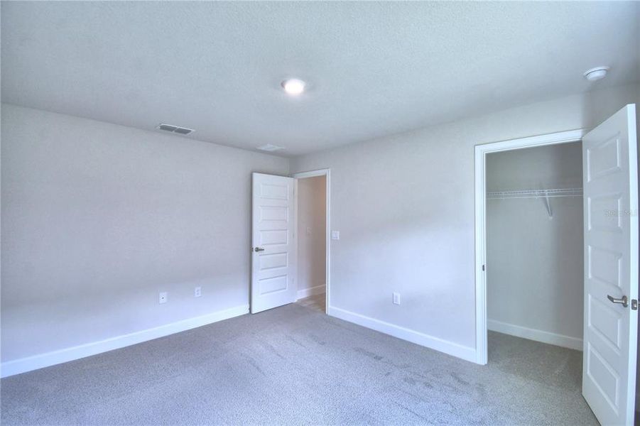 Spacious, unfurnished interior of a new home in , Auburndale (Image 55).