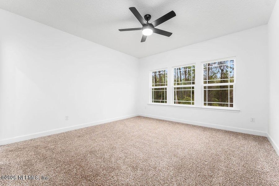 Spacious, unfurnished interior of a new home in , Middleburg (Image 19).