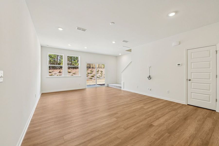 Spacious, unfurnished interior of a new home in Peartree Towns, Mebane (Image 4).