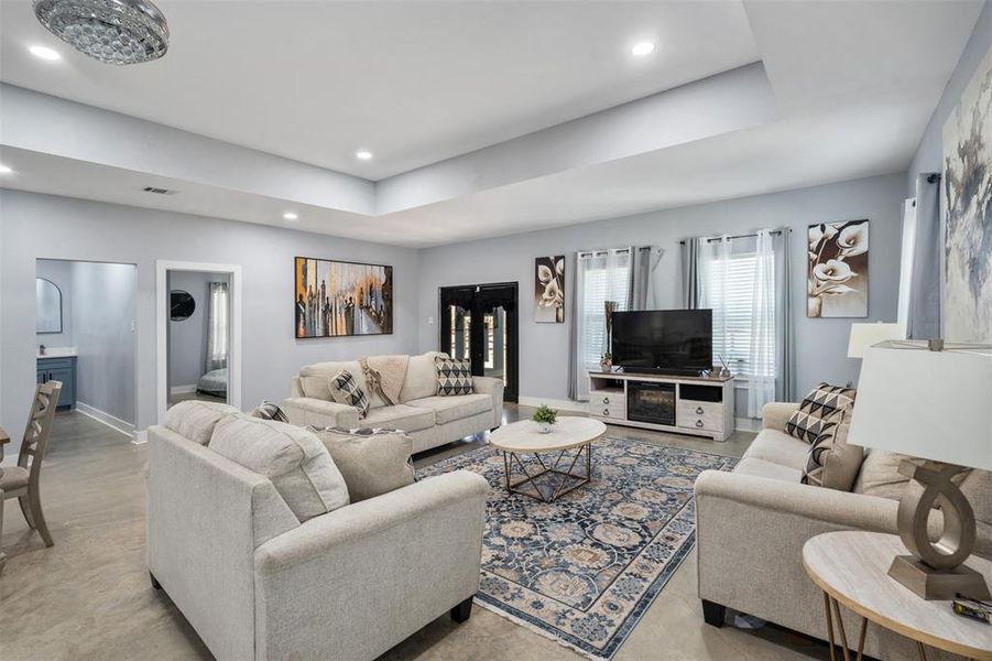 Furnished interior view inside a new home in , Malakoff (Image 27).