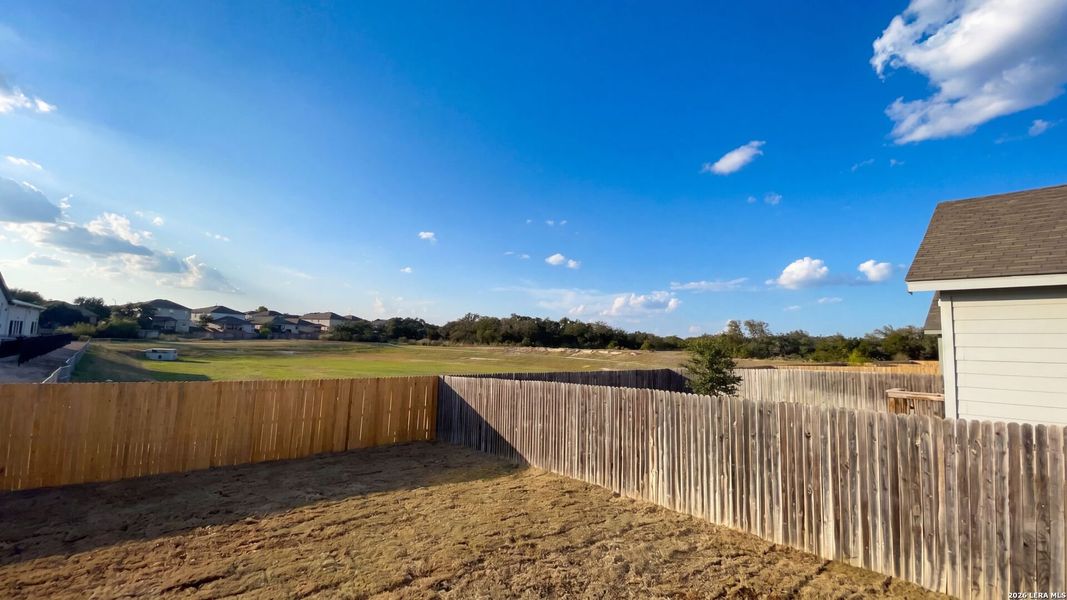 Exterior details and patio area of a home in Landon Ridge, San Antonio (Image 27).