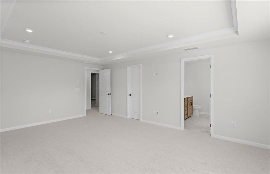 Spacious, unfurnished interior of a new home in Watermist at Mirror Lake, Villa Rica (Image 13). Spacious, unfurnished interior of a new home in Watermist at Mirror Lake, Villa Rica (Image 13).