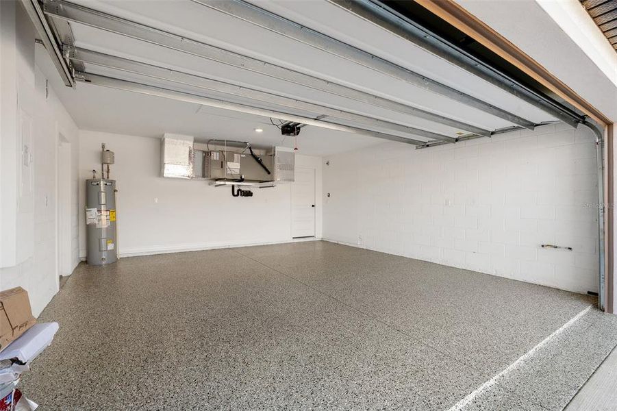 Spacious, unfurnished interior of a new home in , Palm Coast (Image 21).