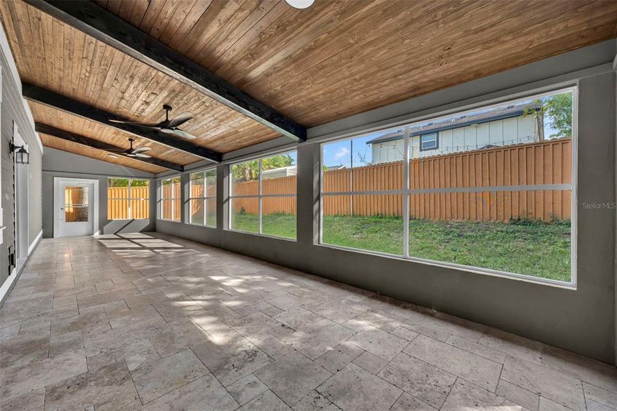 Exterior details and patio area of a home in , Apopka (Image 20).