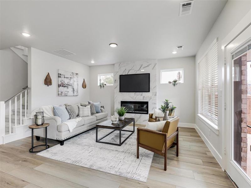 Furnished interior view inside a new home in , Sherman (Image 7).