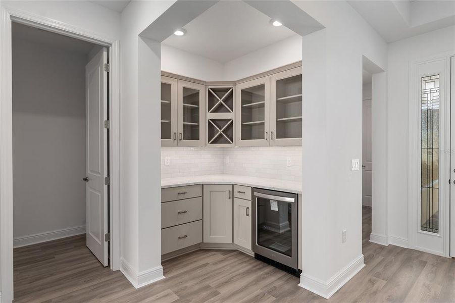 Furnished interior view inside a new home in , Ocala (Image 11).