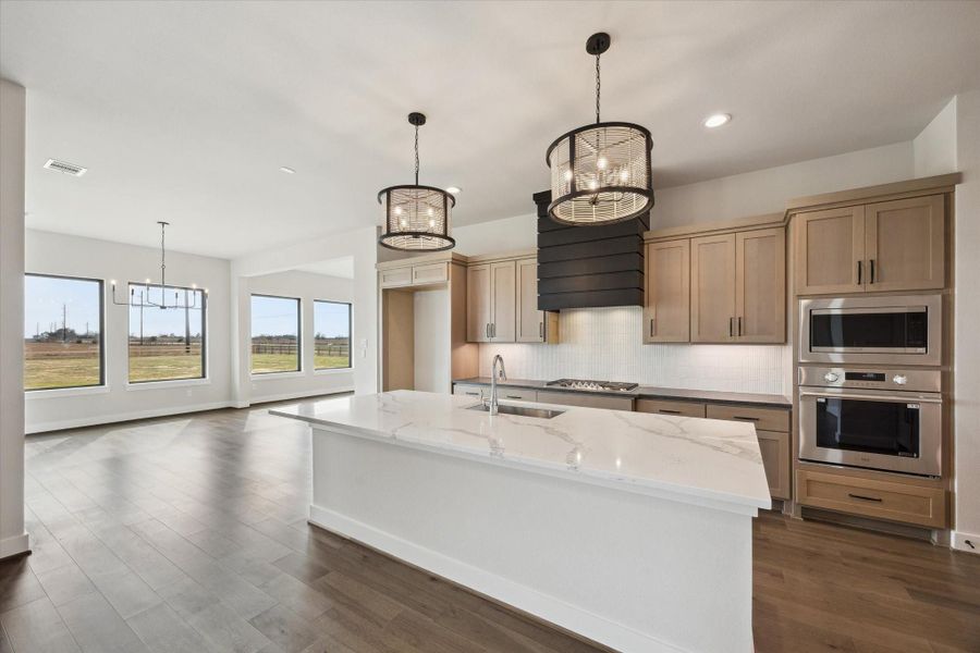 Furnished interior view inside a new home in Lakeview, Waller (Image 10).