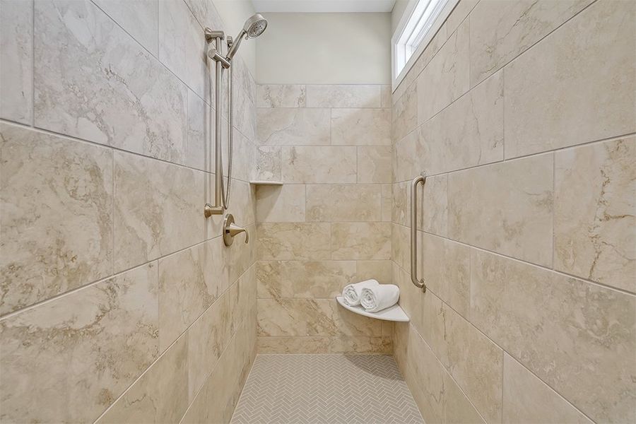 Amelia Bay, Master Bathroom