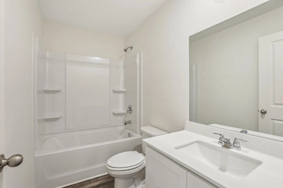 Representative furnished interior of a home built from the Echo by Starlight Homes in Kendall Grove, McDonough (Image 18).