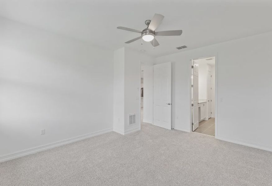 Valletta Primary Bed - 18 of 26 Valletta Primary Bed - 18 of 26