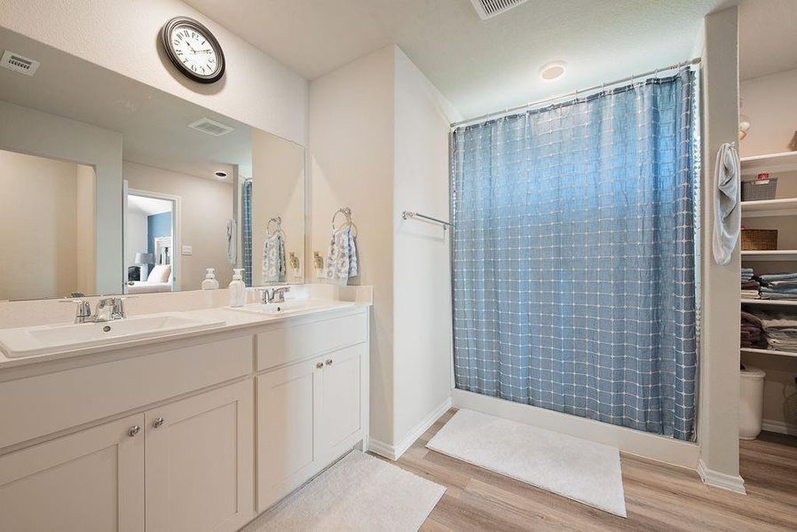 Furnished interior view inside a new home in , Fort Worth (Image 28).