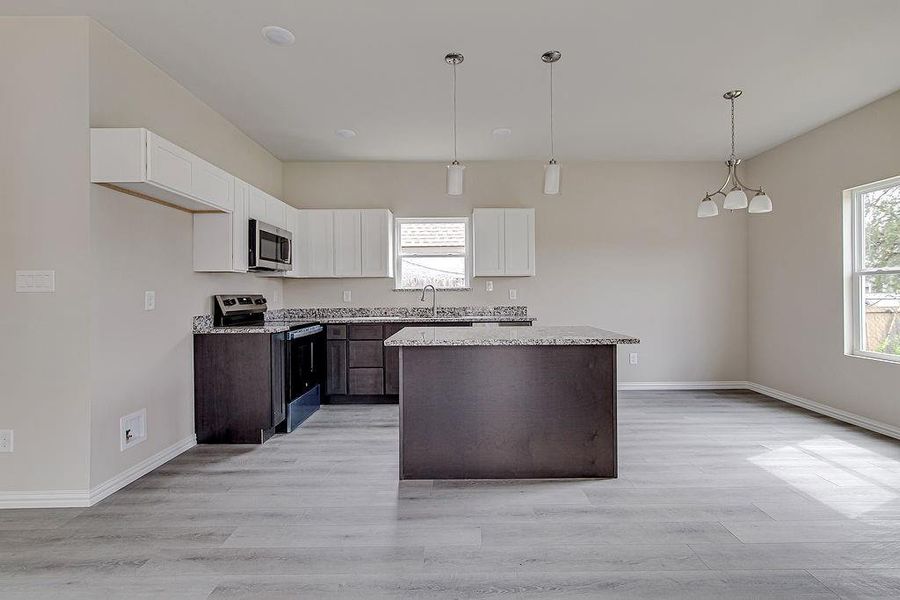Furnished interior view inside a new home in , Fort Worth (Image 10).