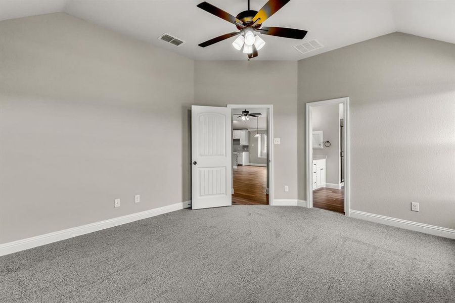 Spacious, unfurnished interior of a new home in , Josephine (Image 31).
