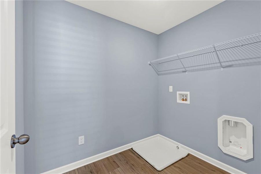 Spacious, unfurnished interior of a new home in , Douglasville (Image 26). Spacious, unfurnished interior of a new home in , Douglasville (Image 26).