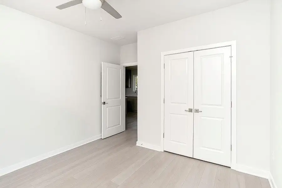 Spacious, unfurnished interior of a new home in , Fayetteville (Image 8).