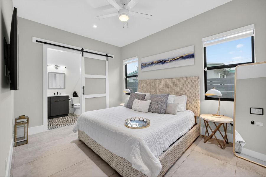 Furnished interior view inside a new home in , Oakland Park (Image 24). Furnished interior view inside a new home in , Oakland Park (Image 24).