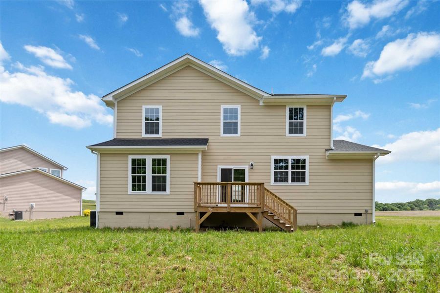 Exterior details and patio area of a home in , Monroe (Image 18).
