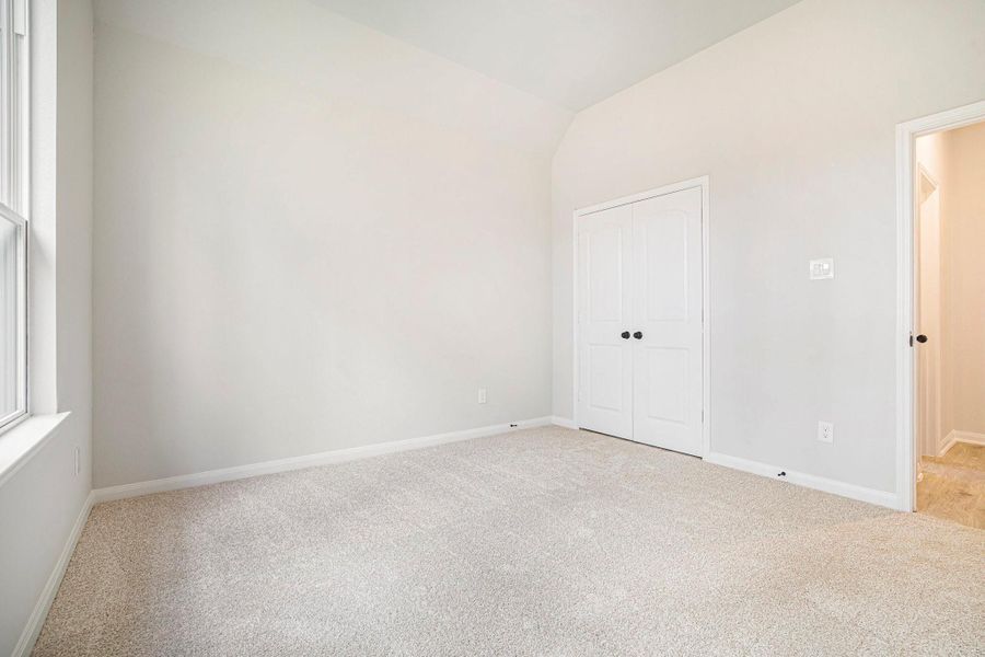 Spacious, unfurnished interior of a new home in Oakwood Ranch, Willis (Image 14). Spacious, unfurnished interior of a new home in Oakwood Ranch, Willis (Image 14).