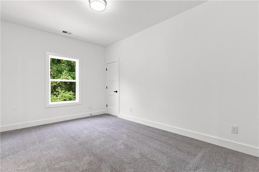 Spacious, unfurnished interior of a new home in , Gainesville (Image 39). Spacious, unfurnished interior of a new home in , Gainesville (Image 39).