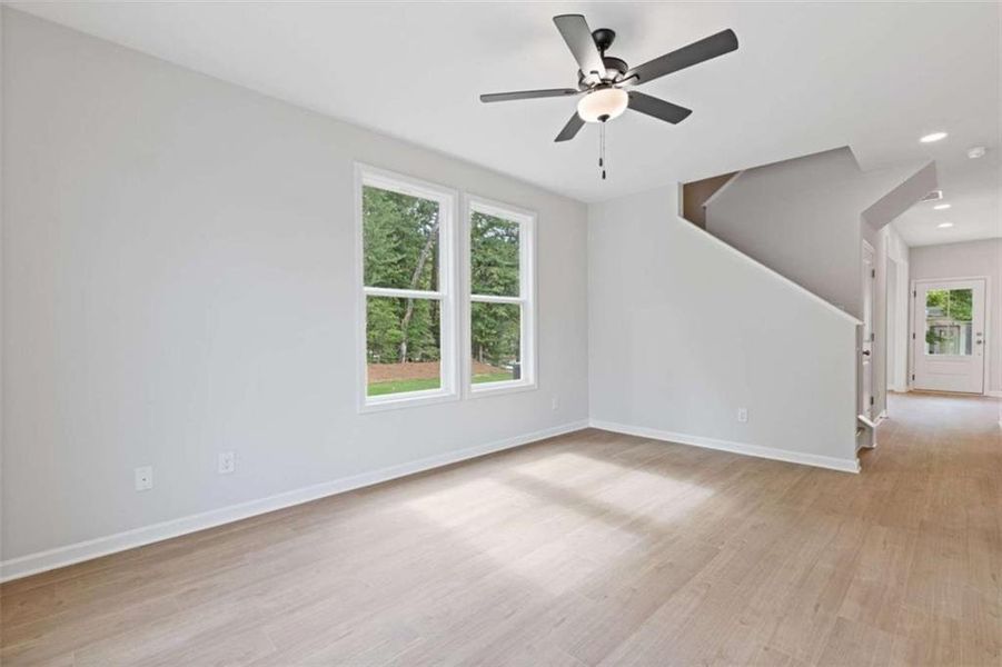 Spacious, unfurnished interior of a new home in , Athens (Image 25). Spacious, unfurnished interior of a new home in , Athens (Image 25).