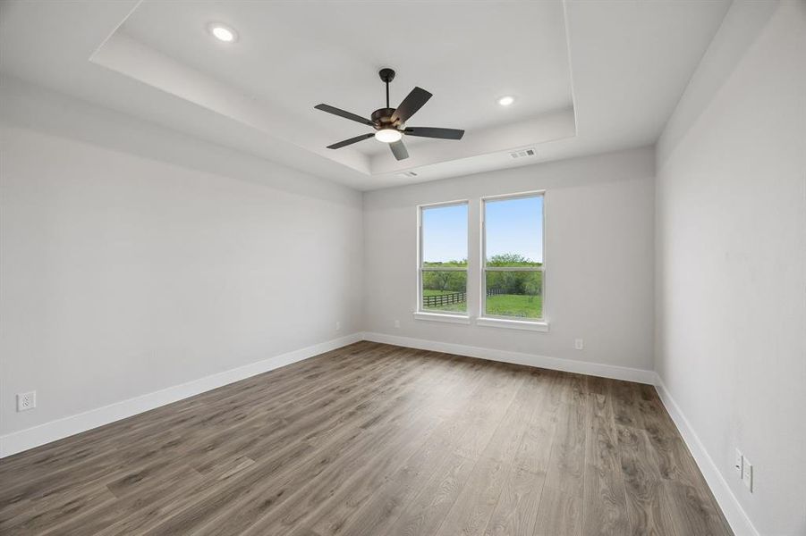 Spacious, unfurnished interior of a new home in Ellis Ranch Estates, Waxahachie (Image 28).