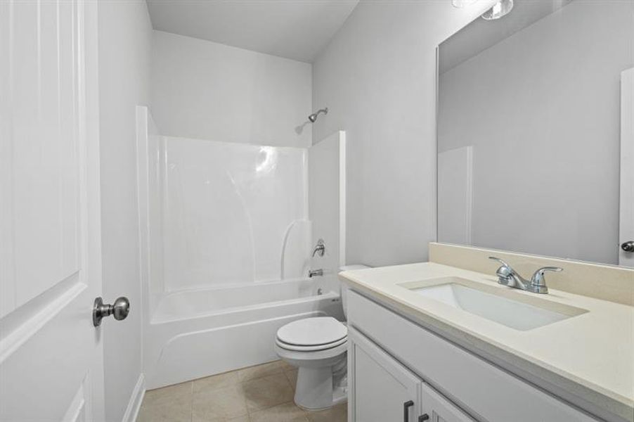 Furnished interior view inside a new home in Ruby Creek Estates, Atlanta (Image 15).