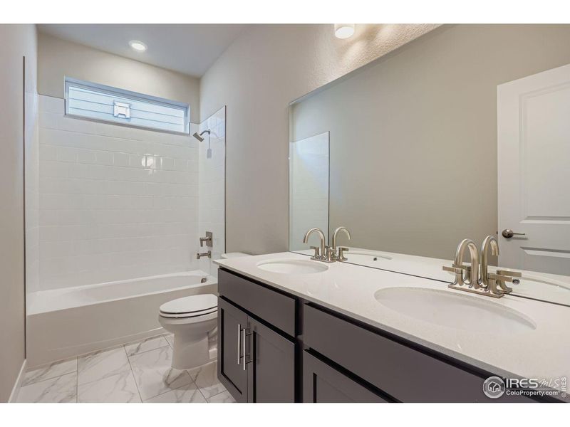 Furnished interior view inside a new home in Farmstead, Berthoud (Image 14).
