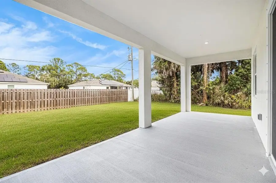 Exterior details and patio area of a home in , Palm Bay (Image 3).