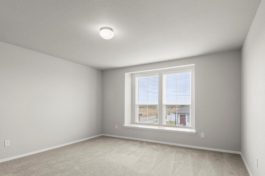 Spacious, unfurnished interior of a new home in Harvest Ridge, Elgin (Image 22).