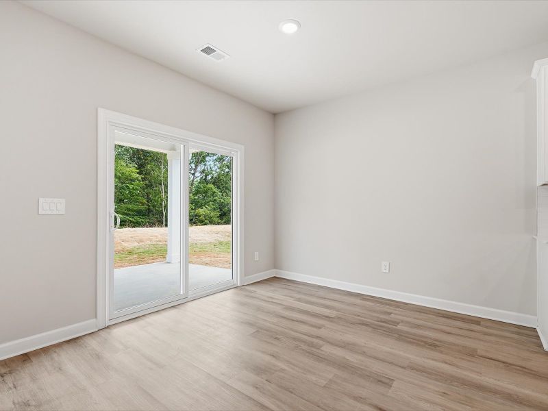 Spacious, unfurnished interior of a new home in Southwell Commons, Anderson (Image 11).
