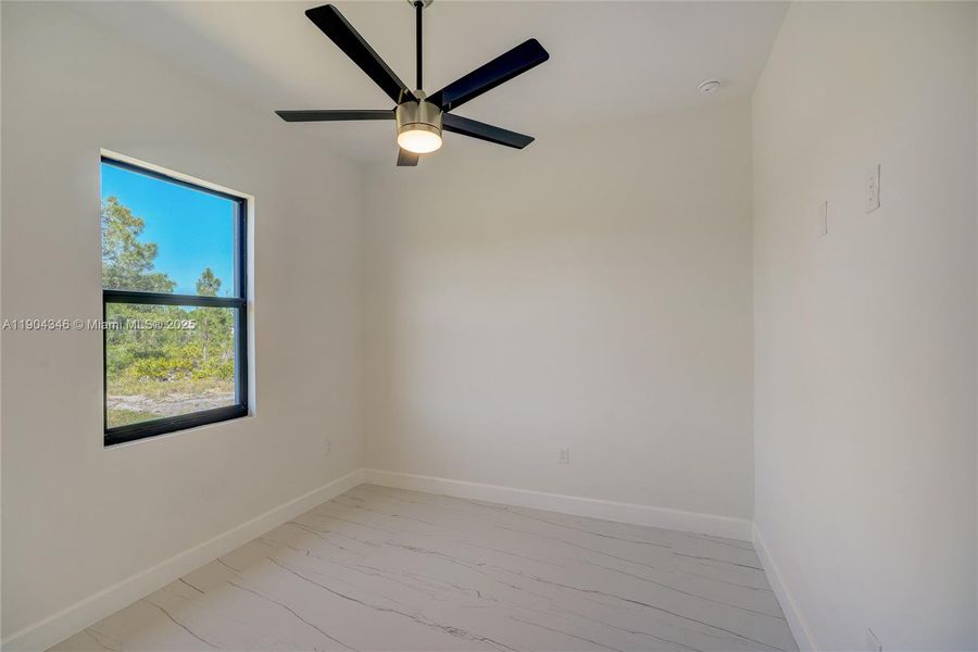 Spacious, unfurnished interior of a new home in , Lehigh Acres (Image 33).
