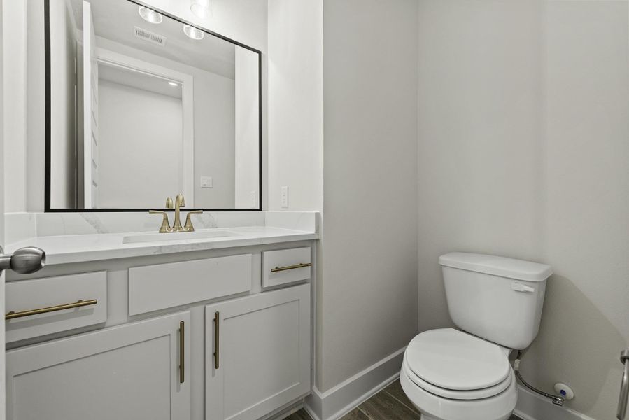 Representative image. Features, specifications, selections and colors may vary.