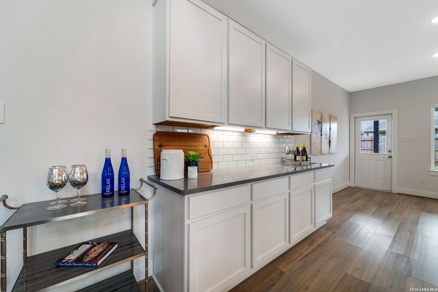 Furnished interior view inside a new home in , Seguin (Image 7).