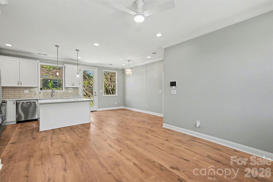 Spacious, unfurnished interior of a new home in , Charlotte (Image 17).
