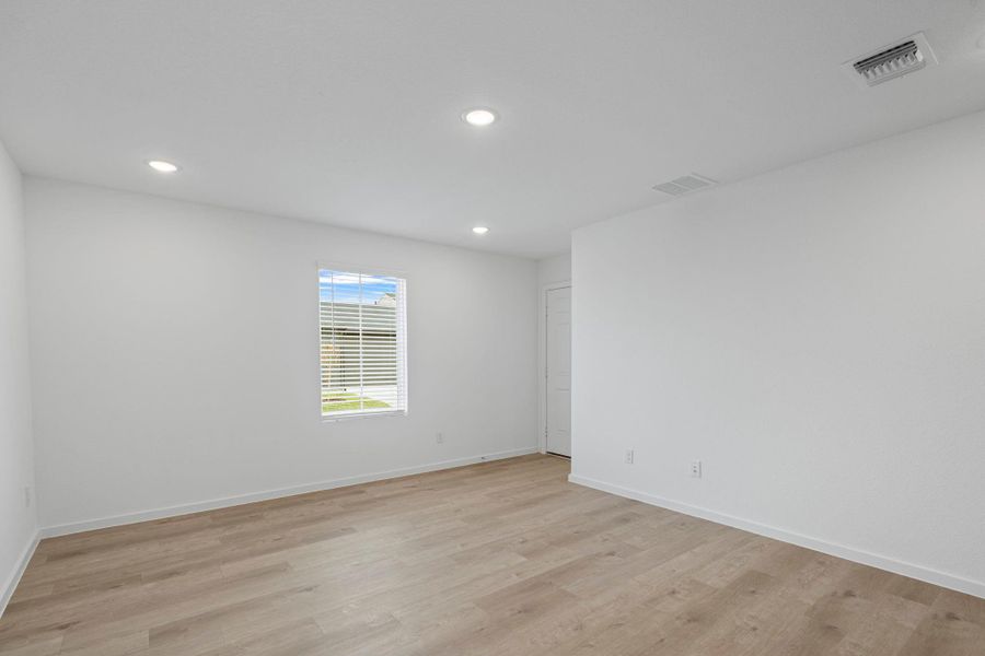 MODEL HOME images may NOT be consistent with the finished product. MODEL HOME images may NOT be consistent with the finished product.