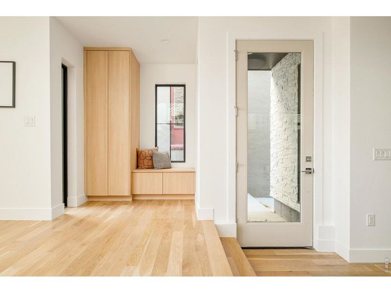 Spacious, unfurnished interior of a new home in , Denver (Image 21).